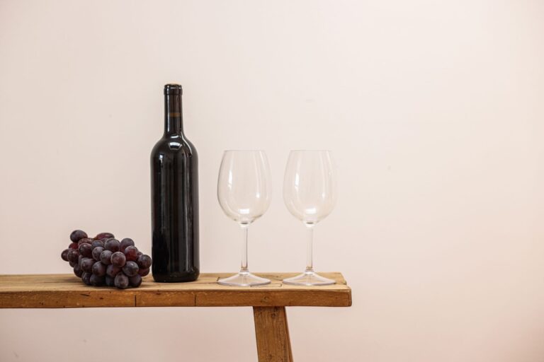 Alkoholfreier Wein: Sorten, Herstellung und Genuss
